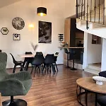 Luxury Duce With Private Pool Apartment *