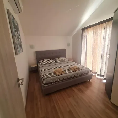 Luxury Duce With Private Pool