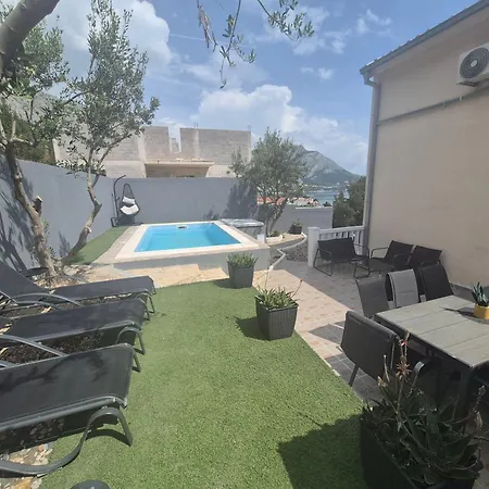 Apartment Luxury Duce With Private Pool
