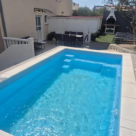 Luxury Apartment Duce With Private Pool Omis