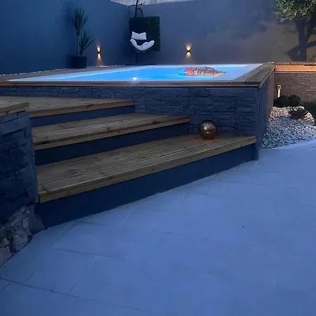 Διαμέρισμα Luxury Duce With Private Pool Omiš