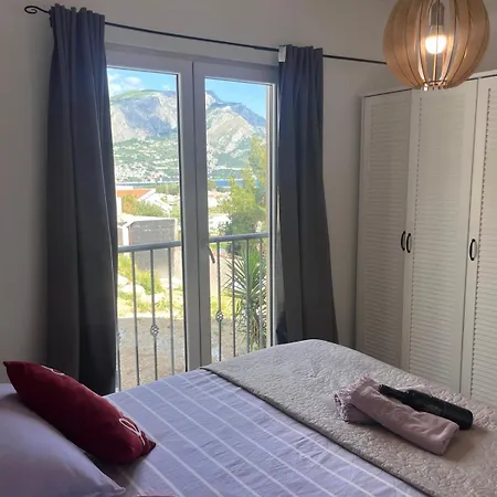 Luxury Duce With Private Pool Διαμέρισμα *