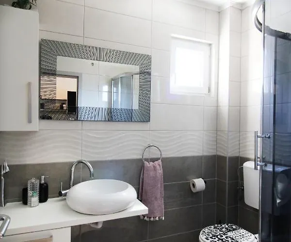 Luxury Duce With Private Pool Apartment *