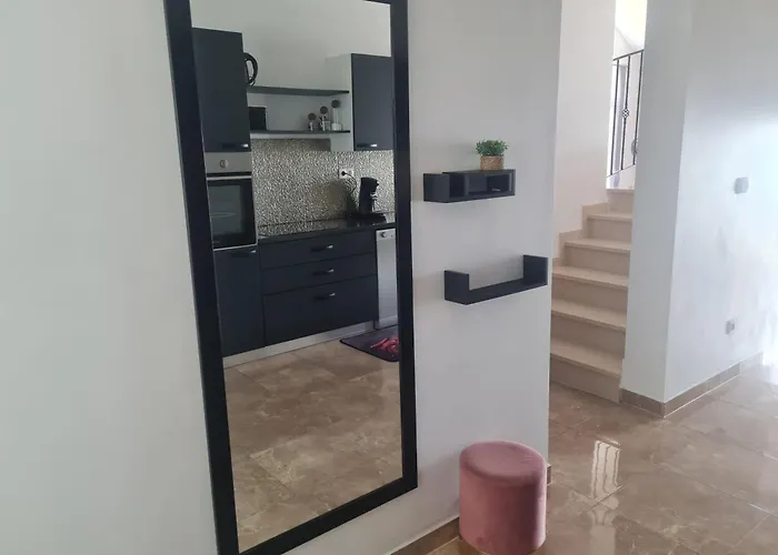 Luxury Apartment Duce With Private Pool Διαμέρισμα *